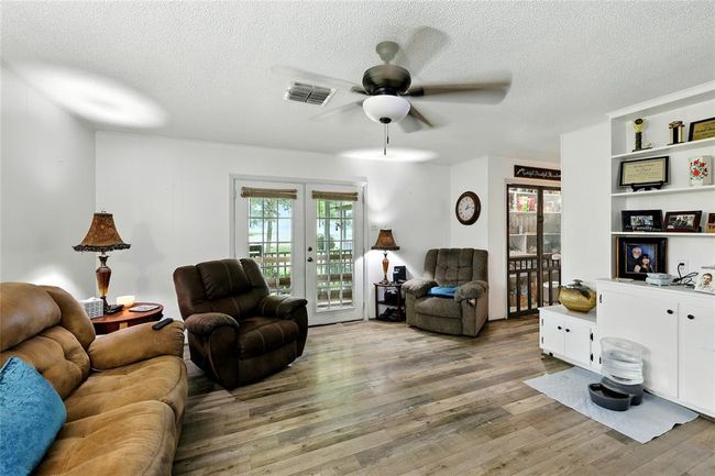1566 S Robb St, House other with 2 bedrooms, 2 bathrooms and 3 parking in Trinity TX | Image 7