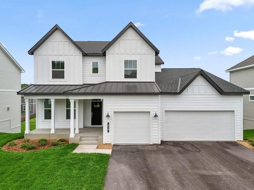 914 Big Woods Dr, Delano, MN, 55328-4404 | Card Image