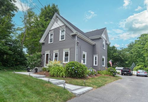 28 Oak St, Bridgewater, MA, 02324-1523 | Card Image