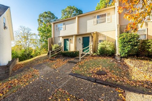 42 Edgehill Cv, Maumelle, AR, 72113-6227 | Card Image