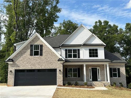 282 Heatherwood Dr, Winston-Salem, NC, 27107-6072 | Card Image