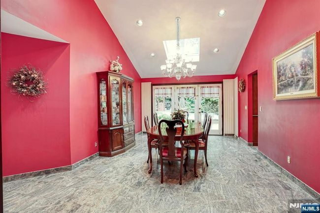 380 Hillside Ave, House other with 4 bedrooms, 4 bathrooms and null parking in Allendale NJ | Image 5