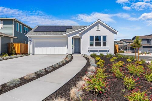 7301 Willowglen Dr, Rohnert Park, CA, 94928-4231 | Card Image