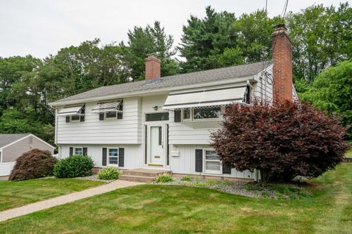 102 Herbert Dr, East Hartford, CT, 06118-3531 | Card Image