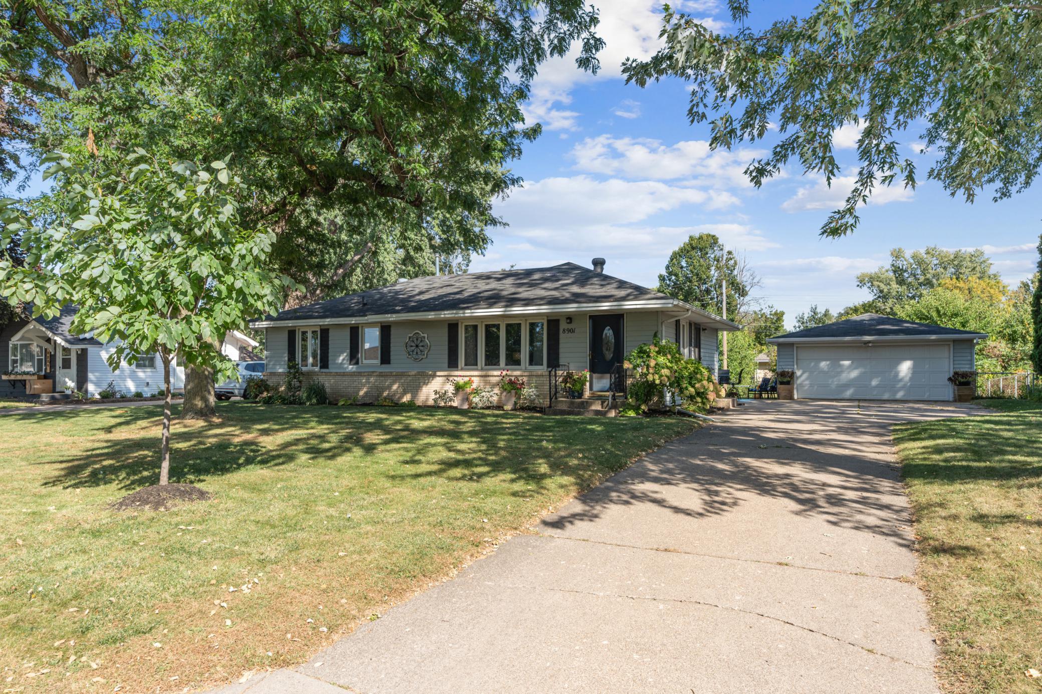 Granada Ave, Cottage Grove, MN 55016