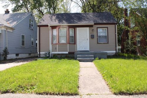 8311 Westwood St, Detroit, MI, 48228-3080 | Card Image