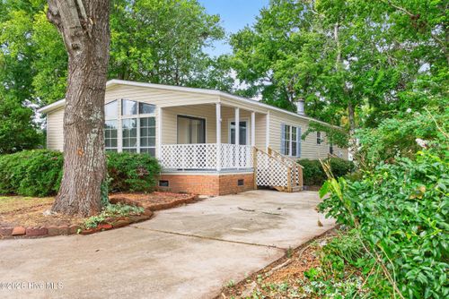 1094 Gull Ct, Carolina Shores, NC, 28467-2226 | Card Image