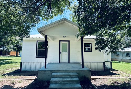 103 S Cotton Belt Ave, Gustine, TX, 76455-2716 | Card Image