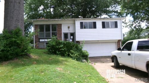 112 Philecia Dr, Swansea, IL, 62226-3054 | Card Image