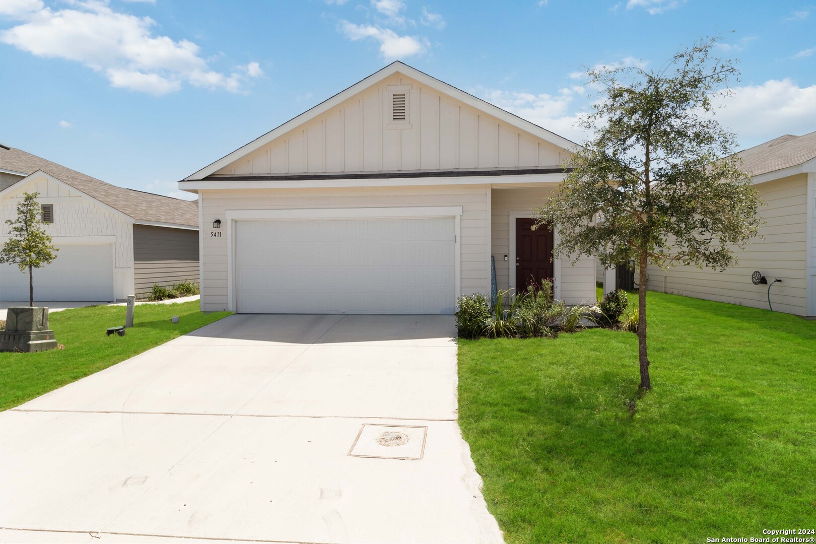 Malakoff Dr, Converse, TX 78109
