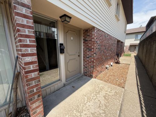 b-829 Southwest Blvd, JEFFERSON CITY, MO, 65109-2645 | Card Image