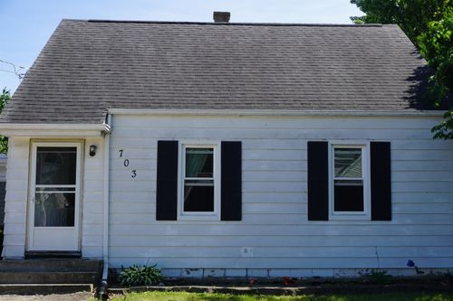 703 Maple Ave, Machesney Park, IL, 61115-2931 | Card Image
