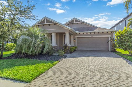 7499 Aguila Dr, SARASOTA, FL, 34240-1420 | Card Image