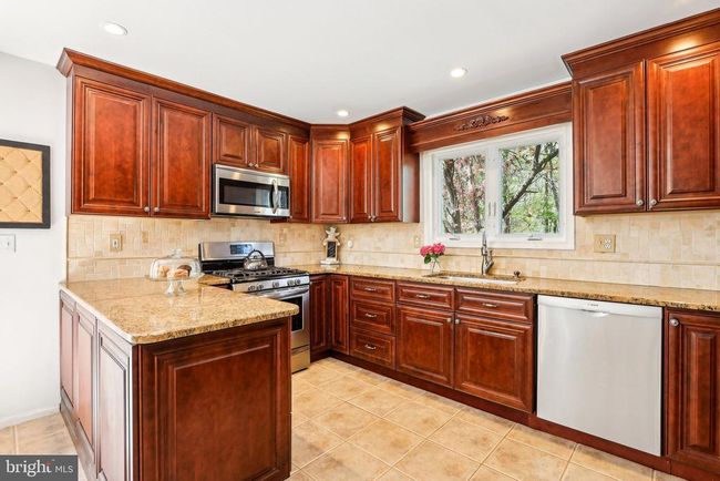 32 Arnold Ln, House other with 4 bedrooms, 3 bathrooms and null parking in ROBBINSVILLE NJ | Image 8