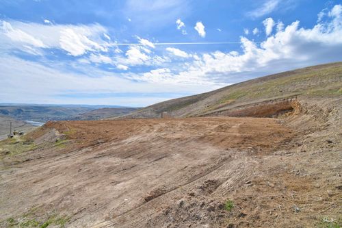 1783 River Canyon Dr, Clarkston, WA, 99403-8732 | Card Image