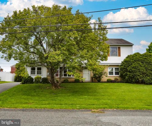 54 Douglas Street, BOYERTOWN, PA, 19512 | Card Image
