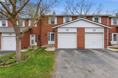 14 Gordon Way, Thornhill, ON, L3T5A2 | Card Image