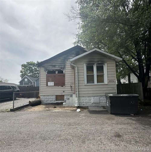 3976 Eichelberger St, Saint Louis, MO, 63116-3343 | Card Image