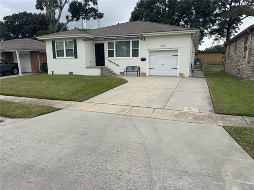 430 Olive Ave, Harvey, LA, 70058-4452 | Card Image