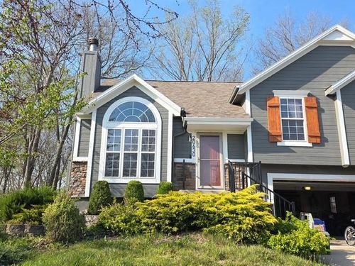 20630 W 219th Ter, Spring Hill, KS, 66083-7805 | Card Image