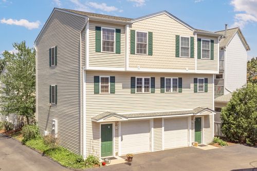 apt-4-70 Fountain St, New Haven, CT, 06515-1939 | Card Image