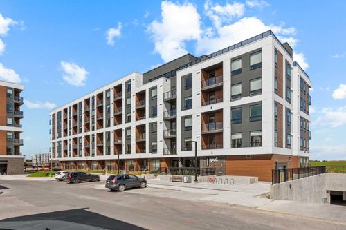 4313-8500 19 Ave Se, Calgary, AB, T2A0M8 | Card Image