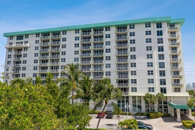 APT-5L - 10350 W Bay Harbor Dr, Condo with 1 bedrooms, 1 bathrooms and null parking in Bay Harbor Islands FL | Image 15