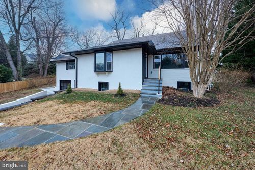 1904 Lamson Pl, MCLEAN, VA, 22101-5515 | Card Image