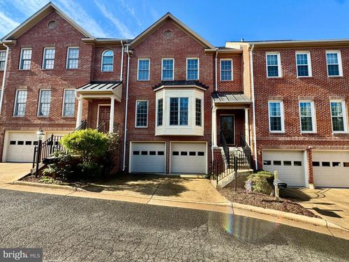 118 Mosby Cir, WARRENTON, VA, 20186-3240 | Card Image