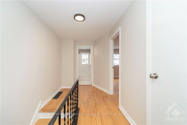 1514 A Lepage Ave, House attached with 3 bedrooms, 2 bathrooms and 2 parking in Ottawa ON | Image 10
