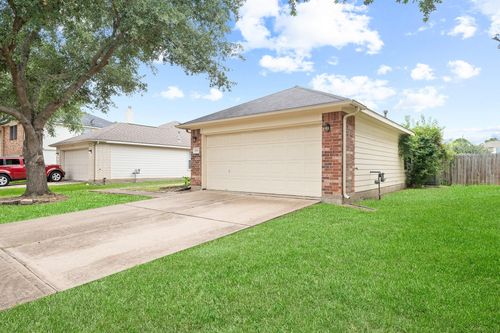 19440 Tahoka Springs Dr, Katy, TX, 77449-5299 | Card Image