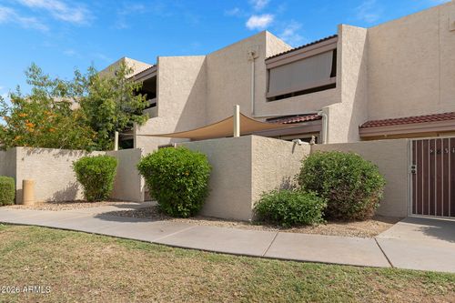 8858 N 47th Ln, Glendale, AZ, 85302-5130 | Card Image