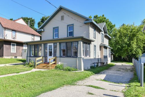 218 W North St, Whitewater, WI, 53190-1932 | Card Image