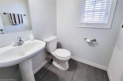 20 Mcconkey Cres, Brantford, ON, N3S0B8 | Card Image