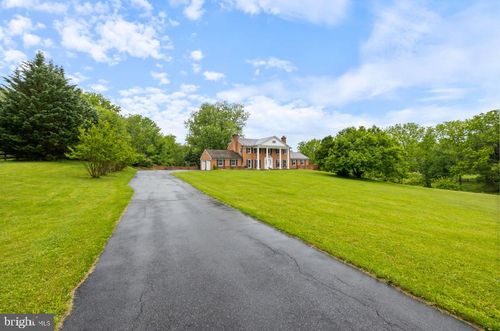 22 Hawlings Ct, Brookeville, MD, 20833-1929 | Card Image