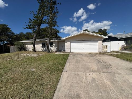 13941 84th Ter, SEMINOLE, FL, 33776-2928 | Card Image