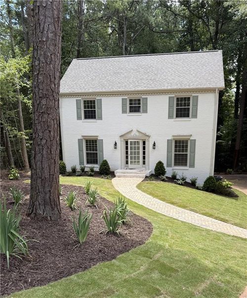 525 Persimmon Ln, Roswell, GA, 30076-3515 | Card Image