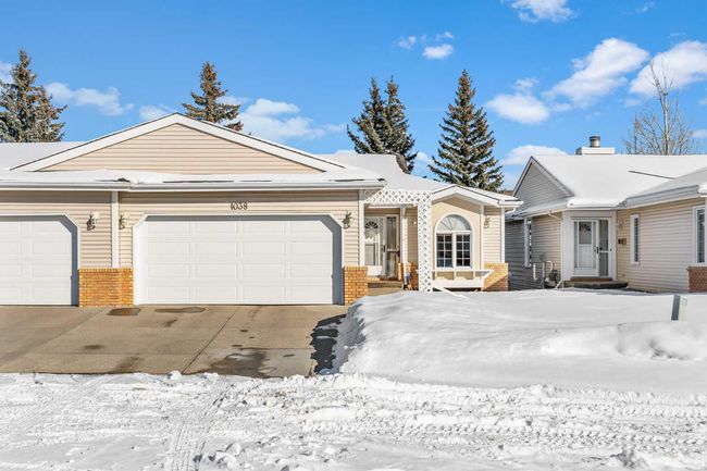 1038 Shawnee Rd Sw, Home with 3 bedrooms, 3 bathrooms and 4 parking in Calgary AB | Image 42