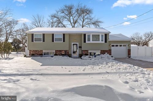 707 Olivia Dr, Williamstown, NJ, 08094-1341 | Card Image