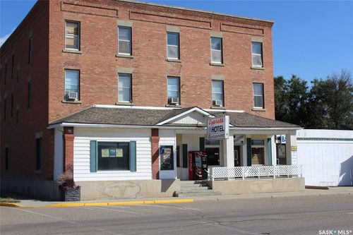 343 Red Coat Dr, Eastend, SK, S0N0T0 | Card Image