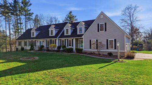 149 Crawford Rd, Chester, NH, 03036-8113 | Card Image