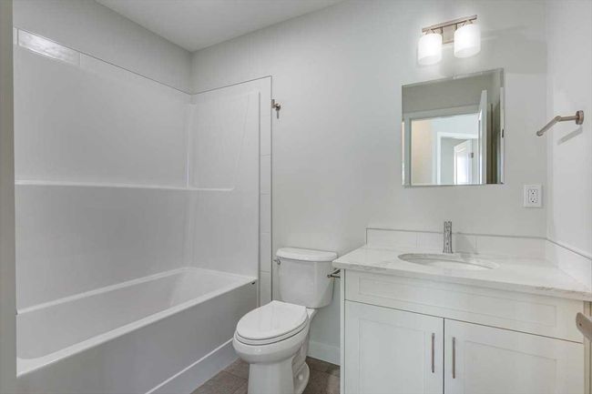 2 Evron Pl, House other with 4 bedrooms, 3 bathrooms and 4 parking in Trochu AB | Image 20
