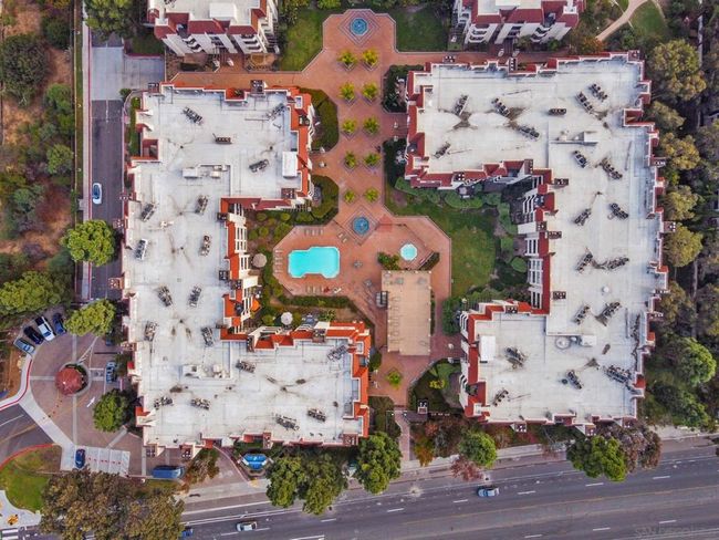 1301 - 5845 Friars Rd, Condo with 3 bedrooms, 2 bathrooms and 2 parking in San Diego CA | Image 27