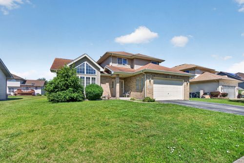 18020 Charlotte Dr, Lansing, IL, 60438-2275 | Card Image