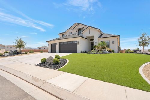 1418 E Hayrocks Dr, St George, UT, 84790-2757 | Card Image
