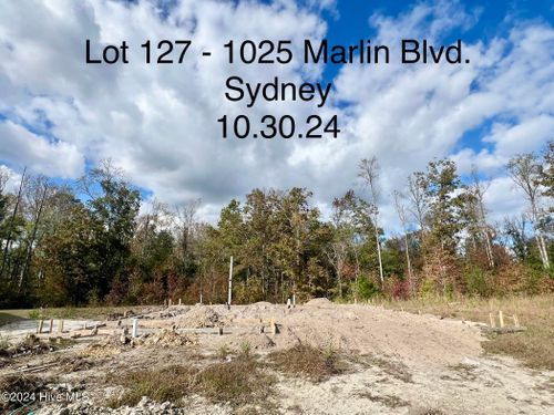 1025 Marlin Boulevard, New Bern, NC, 28562 | Card Image