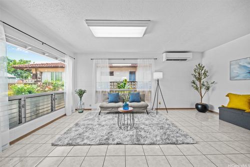 94-860 Kuhaulua St, Waipahu, HI, 96797-2815 | Card Image