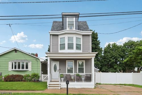 531 Redfern St, Trenton, NJ, 08610-5323 | Card Image