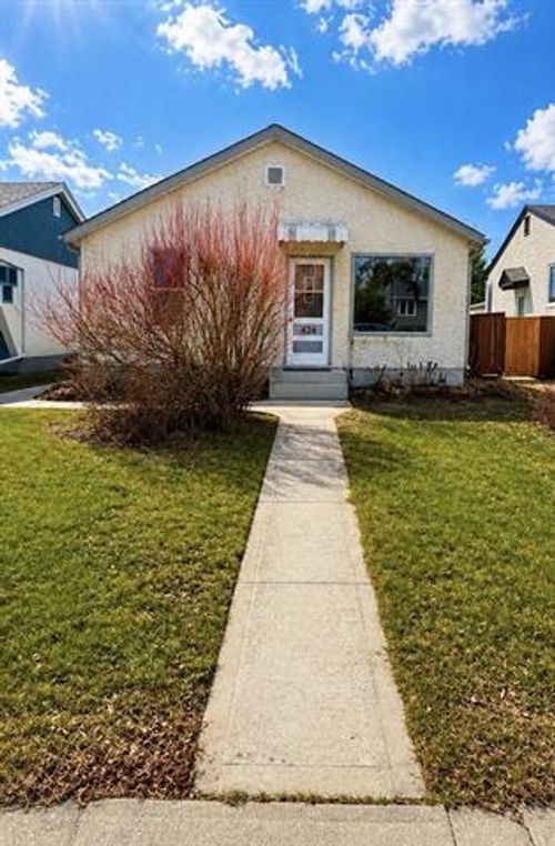 426 St Anthony Ave, Winnipeg, MB, R2V0S3 | Card Image