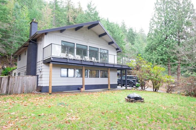 12870 Dogwood Drive, House other with 5 bedrooms, 2 bathrooms and 7 parking in Pender Harbour BC | Image 2